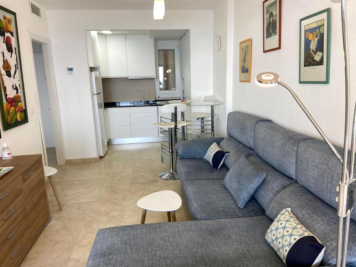 Apartamento Torre Levante, primera línea de playa Benidorm Exterior foto
